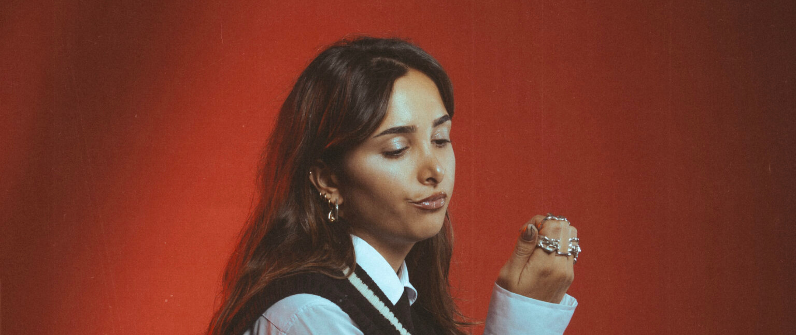 Photo de la comédienne Mélanie Akkari