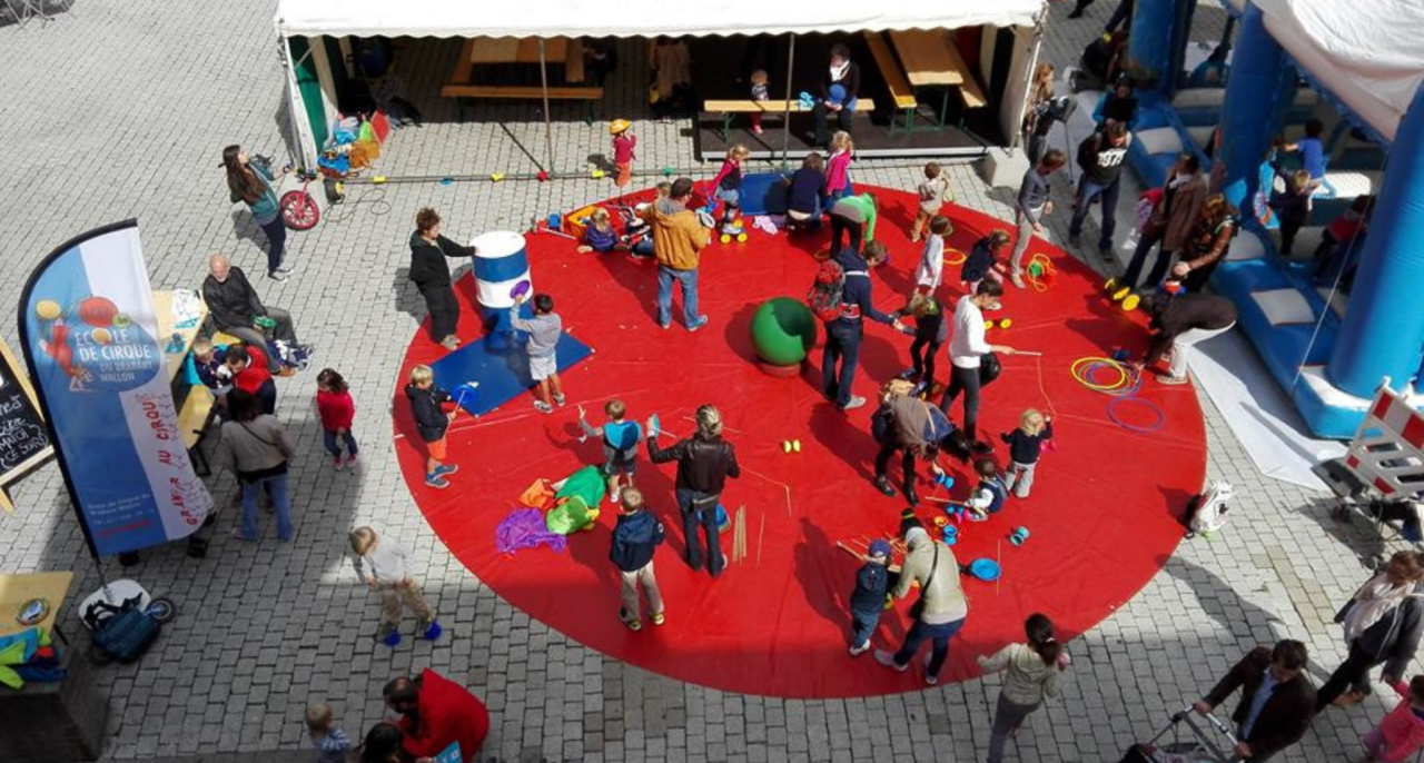Initiation de l'école du cirque du Brabant Wallon