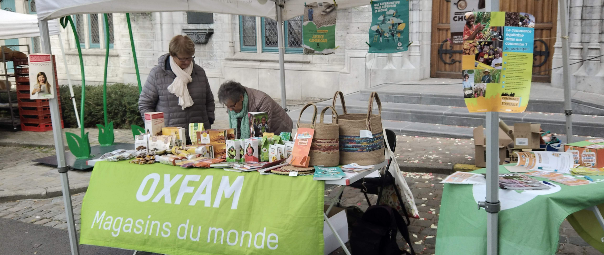 stand d'Oxfam au marché